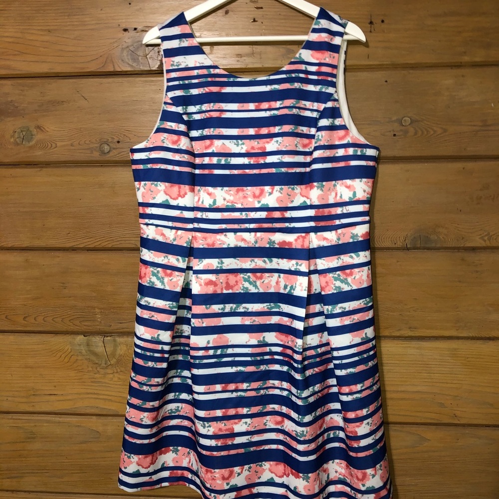 Floral Print Sleeveless Dress